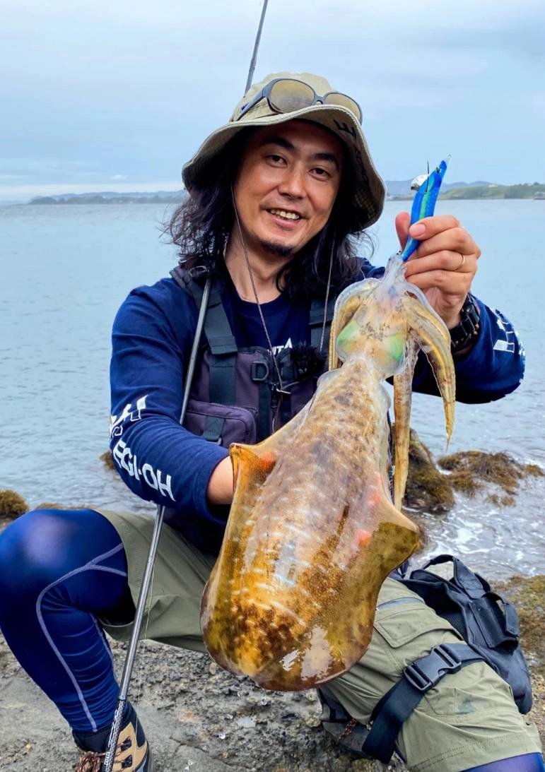川上英佑氏