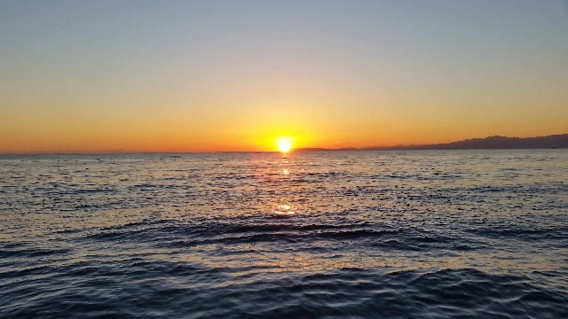 千本沖での夕日！綺麗な夕日を見ての出船です♪