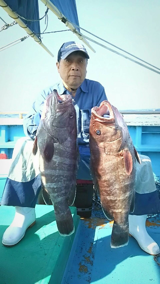 お客様の杉山様　竿頭でマハタ２匹！