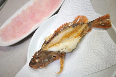 カサゴのさばき方 （ 刺身＆姿揚げ ）