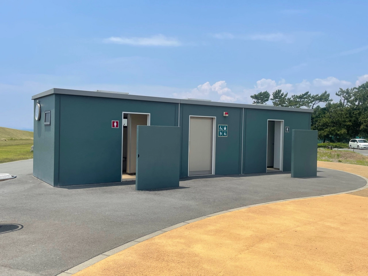 トイレもキレイにご使用下さい。