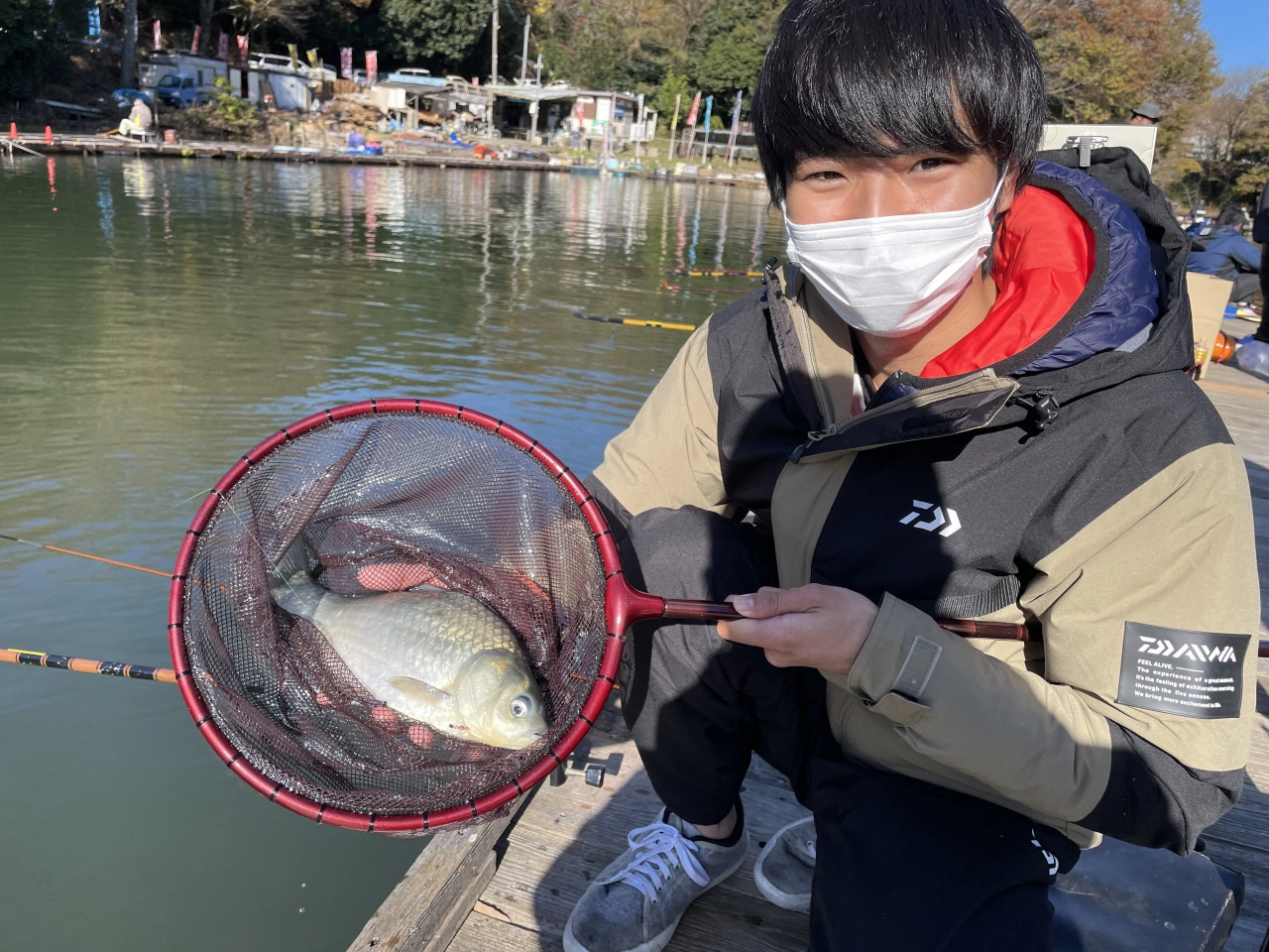 鳴海店スタッフ荻須