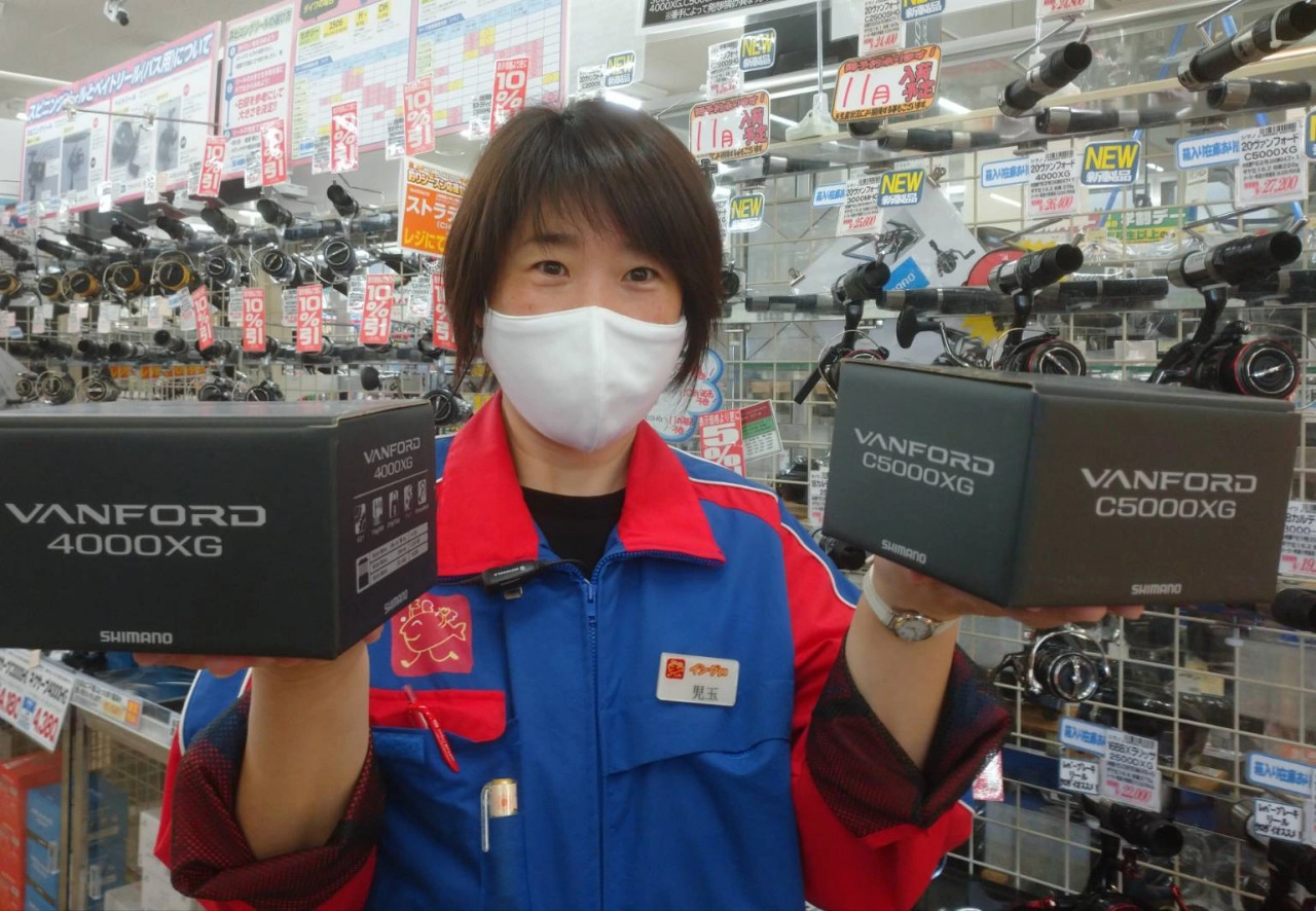 大注目リール入荷しました！サーフゲームなどで人気の4000XGとC5000XG！