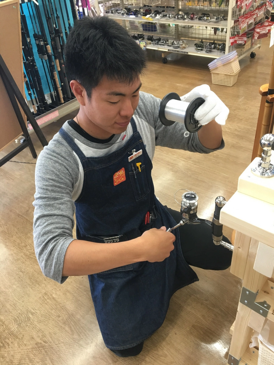 高林店に便利なリールの糸巻き台を設置しました！｜イシグロ 浜松高林店｜釣具のイシグロ |釣り情報サイト