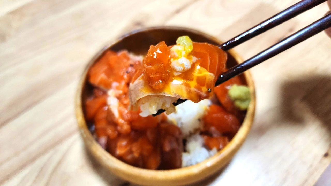 ロックトラウトの漬け丼