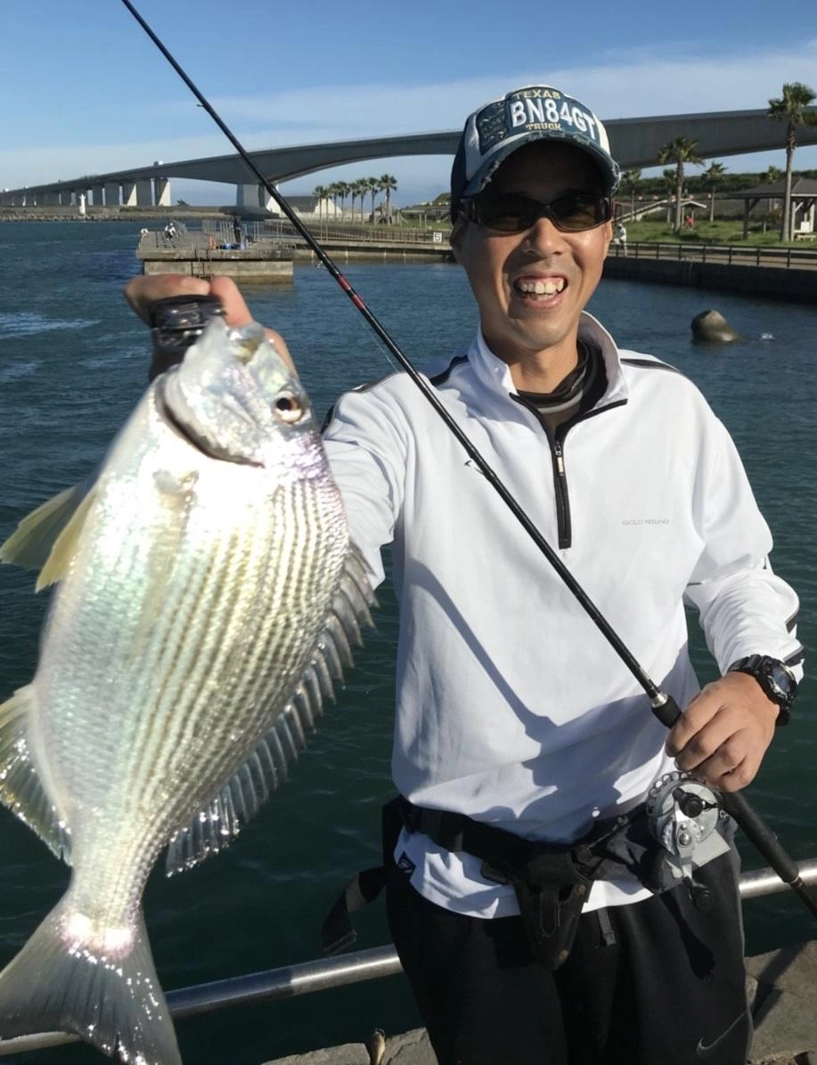 良型のヘダイも釣れました！！