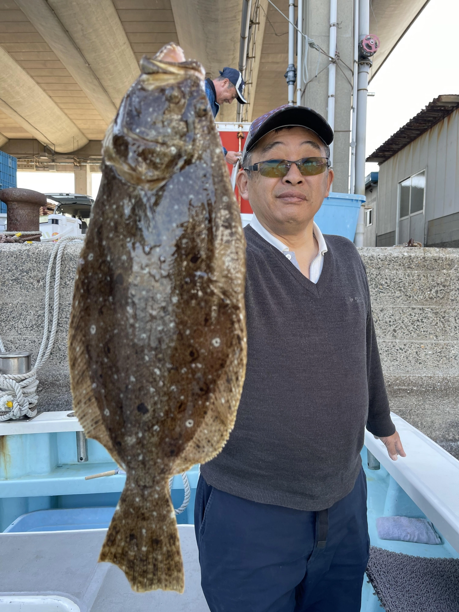 こちらの常連様はアベレージ初春ビラメも釣れればかなり嬉しいッ(о´∀`о)