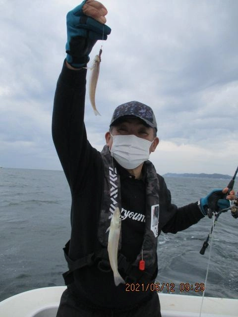 いつもの常連様は狙える時にモロポチャギスをダブル掛けッψ(｀∇´)ψ