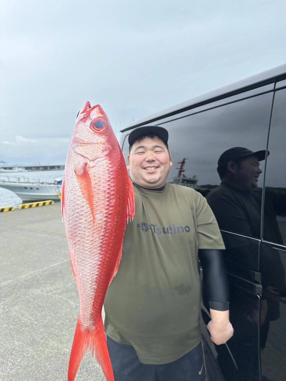 1.3キロ尾長鯛もキャッチ！
