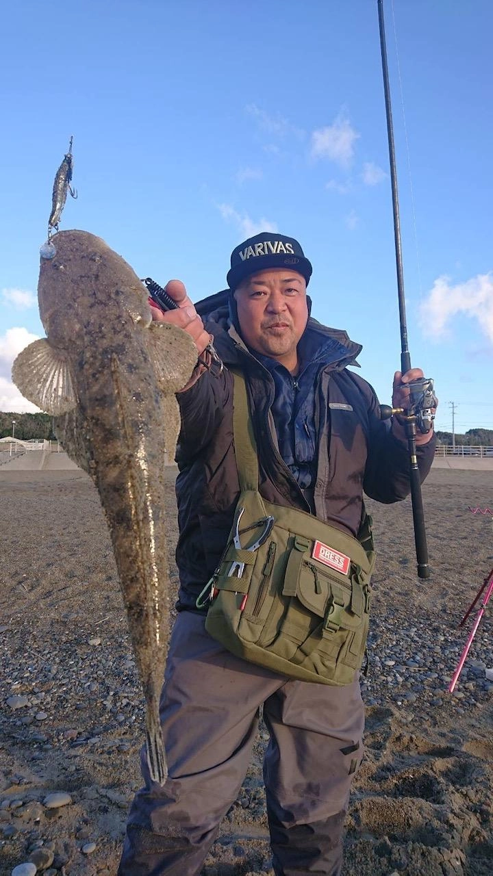 ４５㎝マゴチ！ヒットルアーは【メタルアディクト40ｇ】