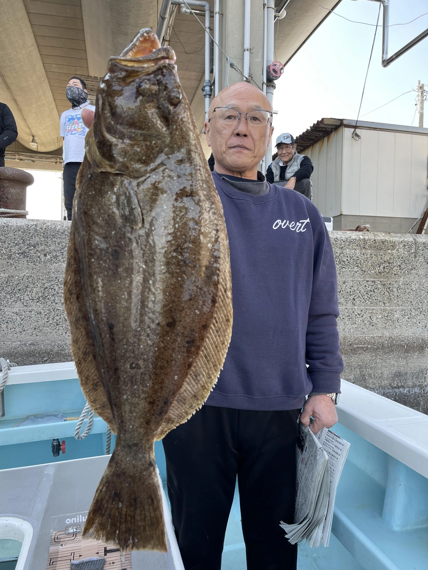 こちらの常連様も初春肉厚ろくはんOverビラメ狩りッ( ͡° ͜ʖ ͡°)