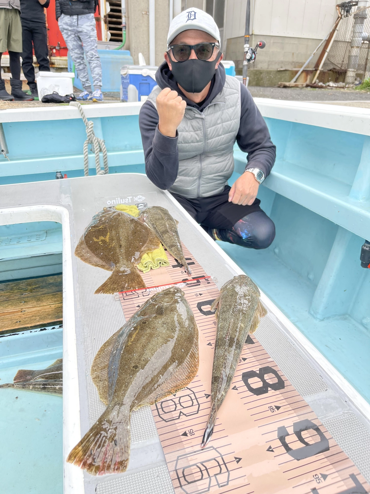 こちらのお客様もアベレージ初冬ビラメ マゴチと良い感じッ(о´∀`о)