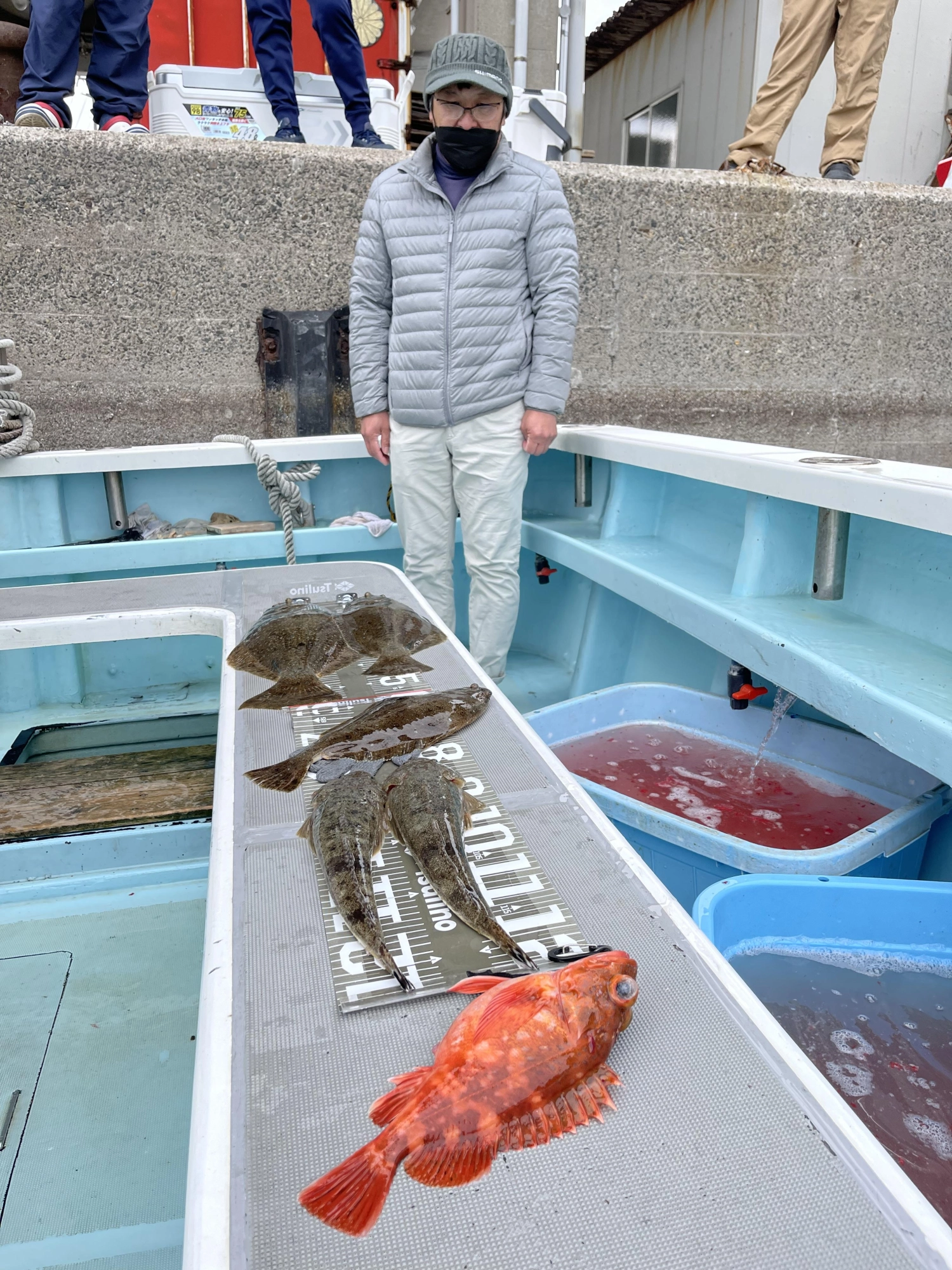 こちらの常連様は越冬ビラメにマゴチにと良い感じに釣りましたよッ(^-^)