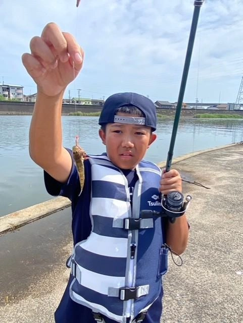 ちょい投げ釣りが良かったです♪「ハヤブサ　投げハゼセット」がオススメ♪