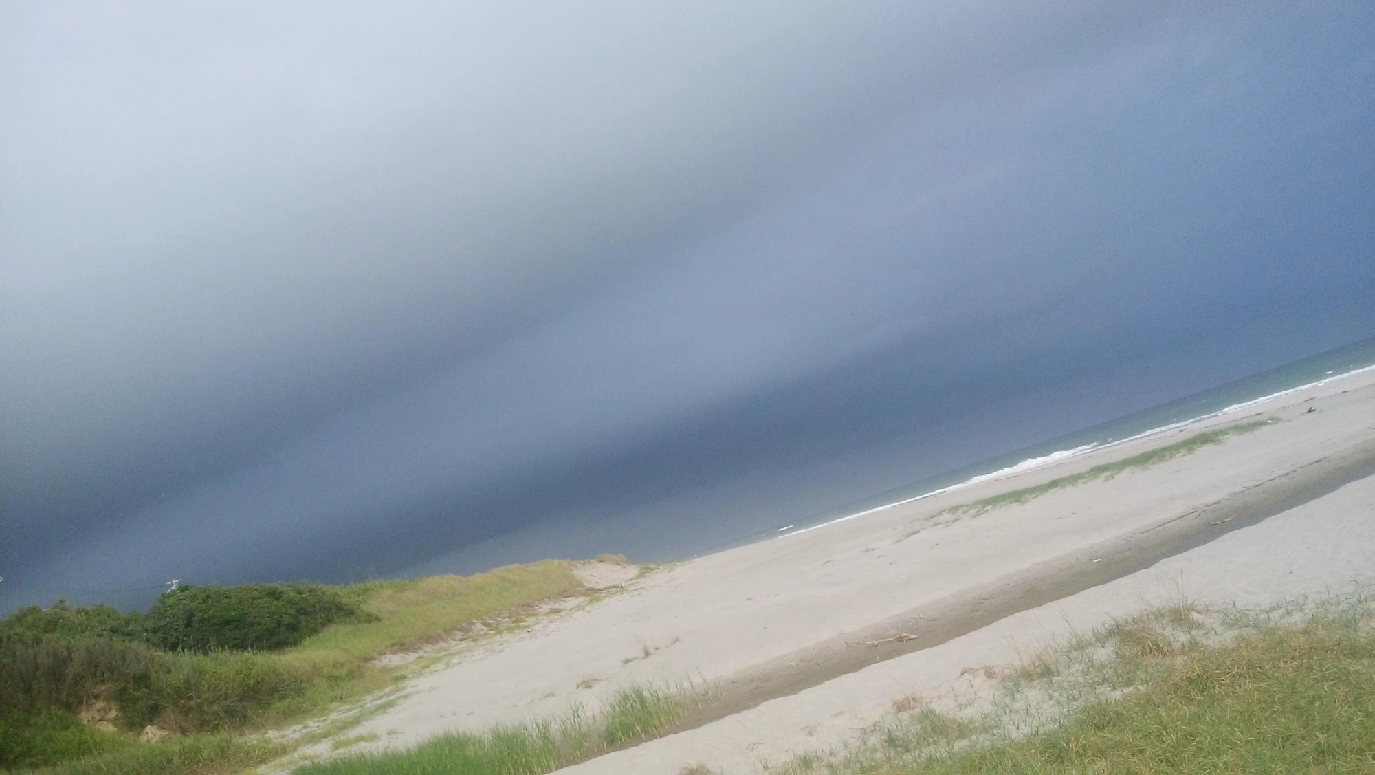 雷雲迫ってきた。撤退デス！