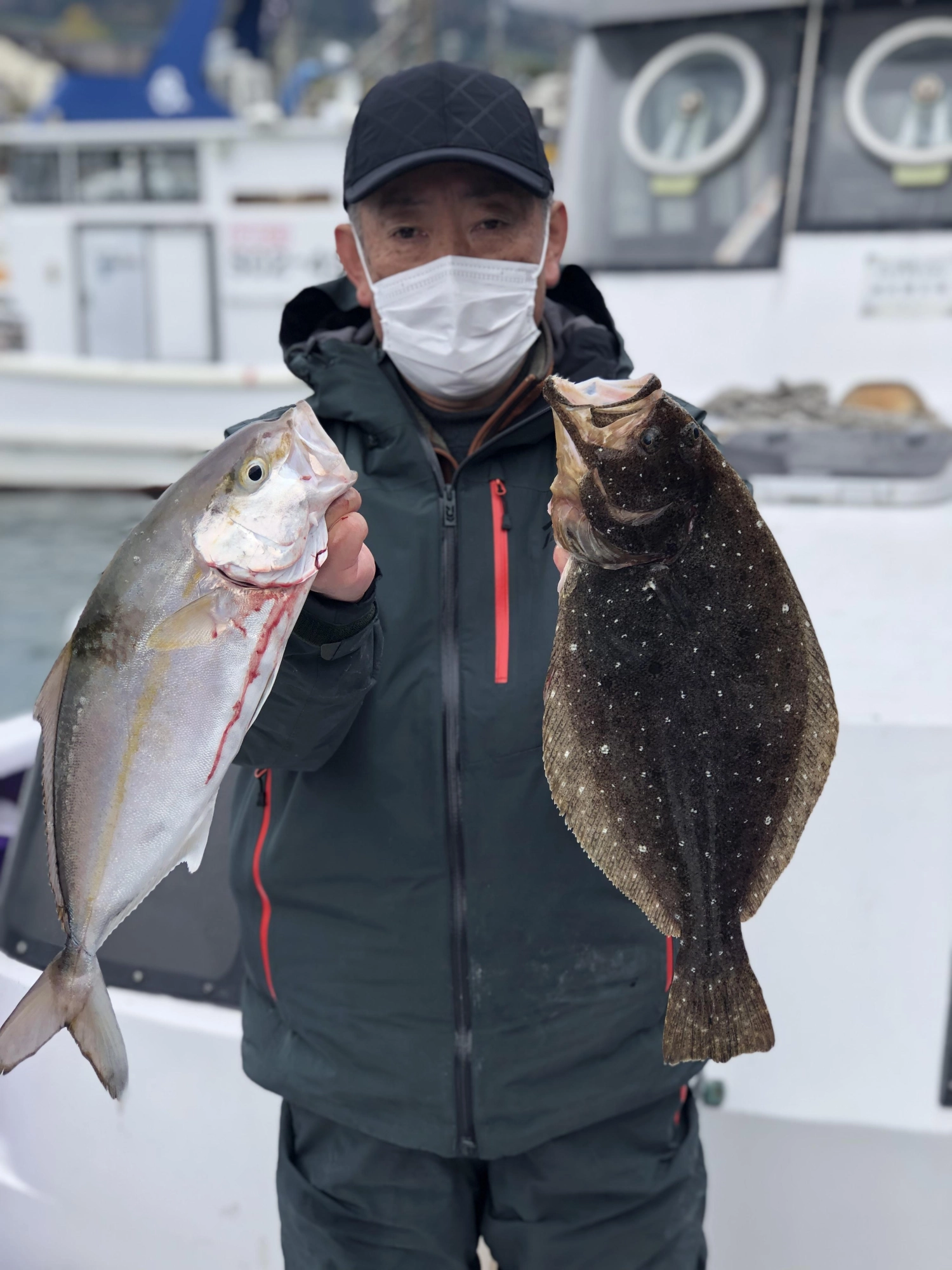ヒラメ、カンパチ、イナダとお土産たくさん
