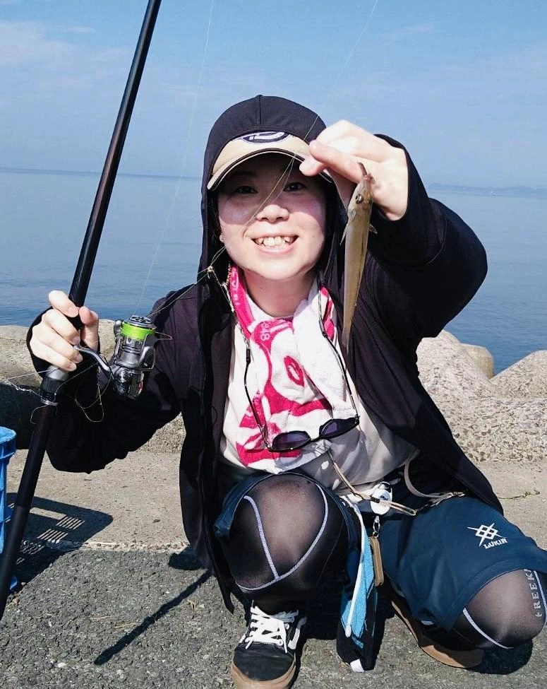 ちょい投げキス釣り開幕！！！エサは石ゴカイ(赤イソメ)です。