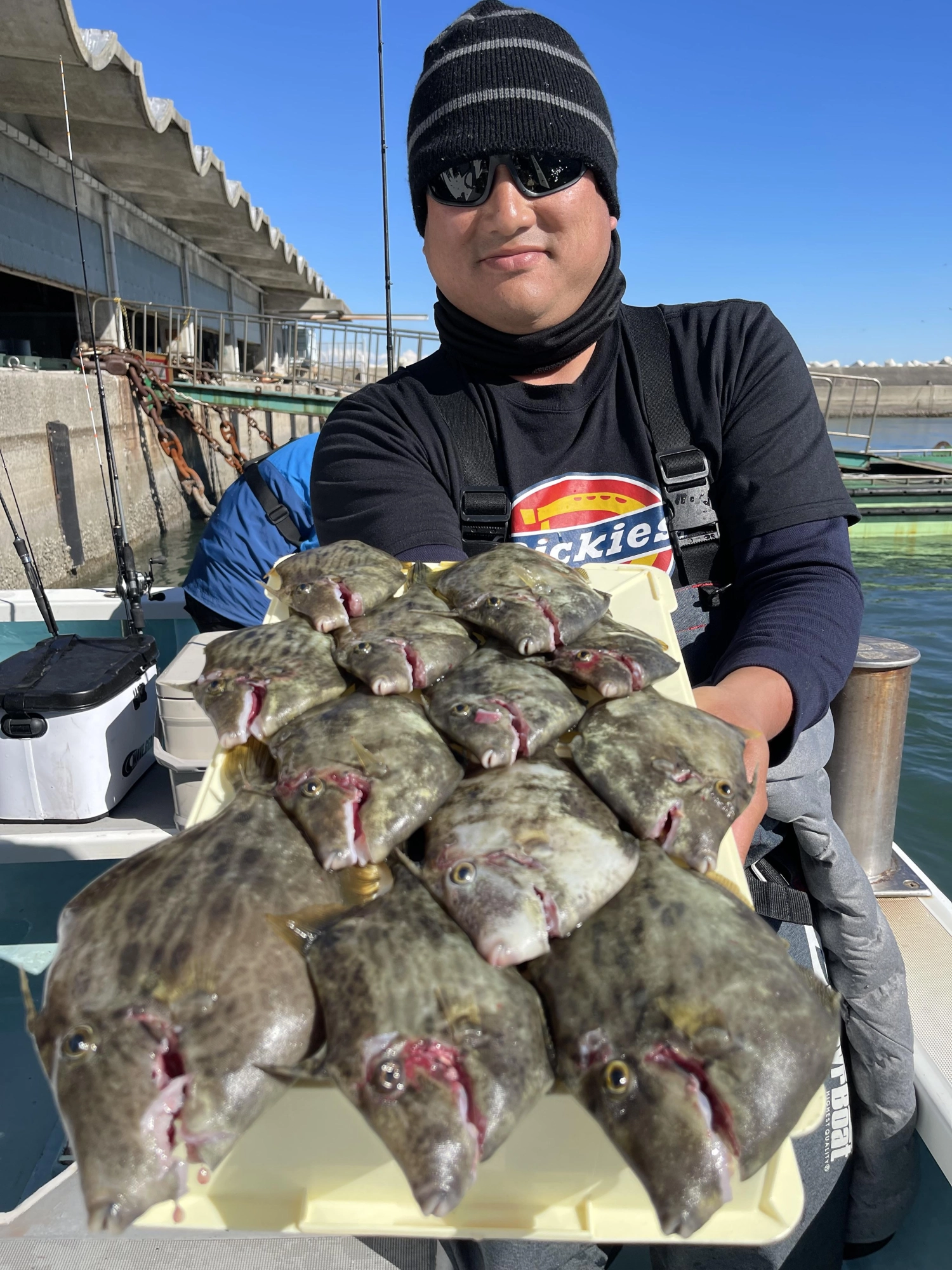 こちらのお連れ様はデラ旨過ぎるデカモロハギ混じりに良い感じッ(о´∀`о)