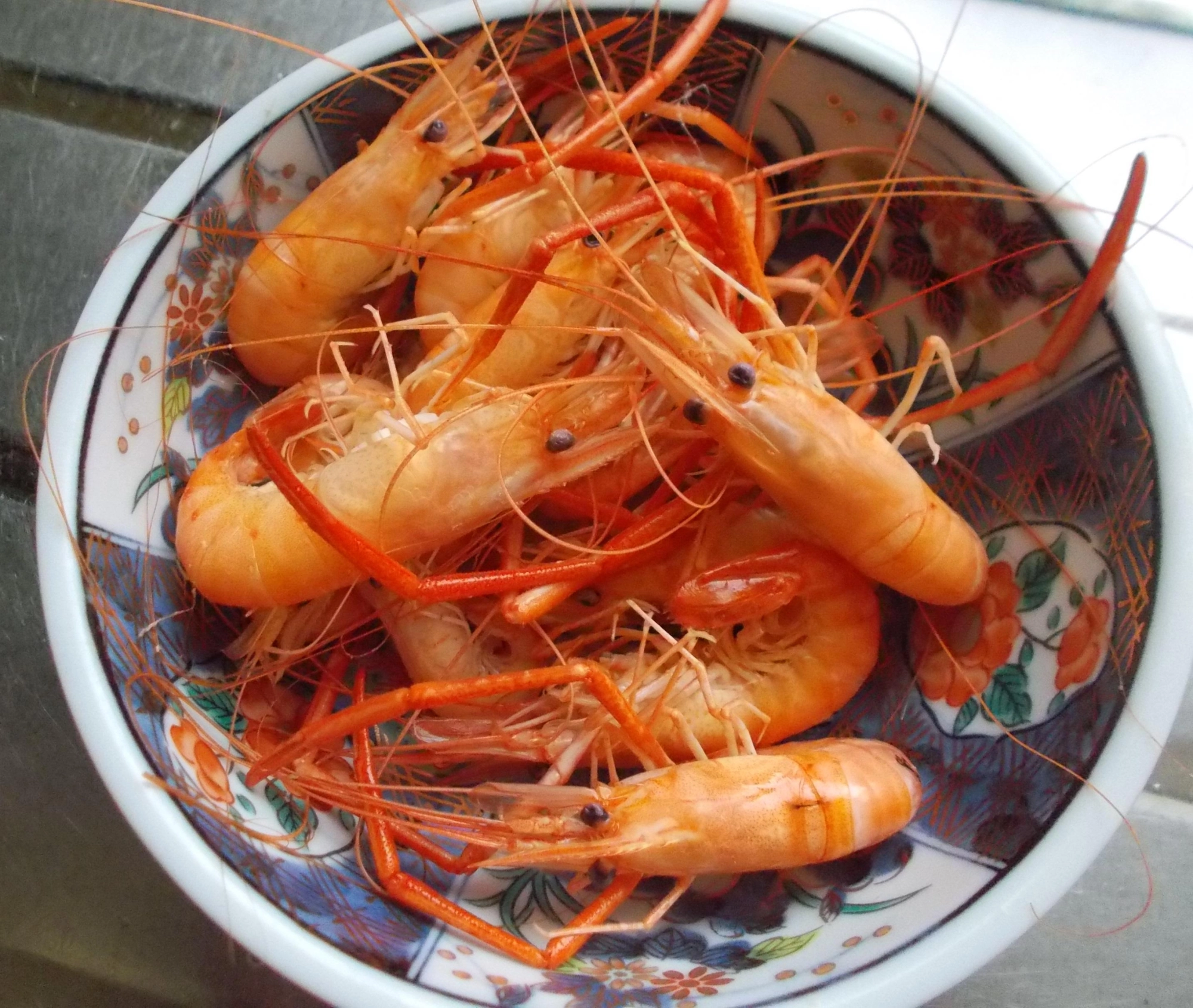今回は塩ゆででいただきました。他にも素揚げなどでおいしくいただけます。どの食べ方でも美味しいですよ（笑）