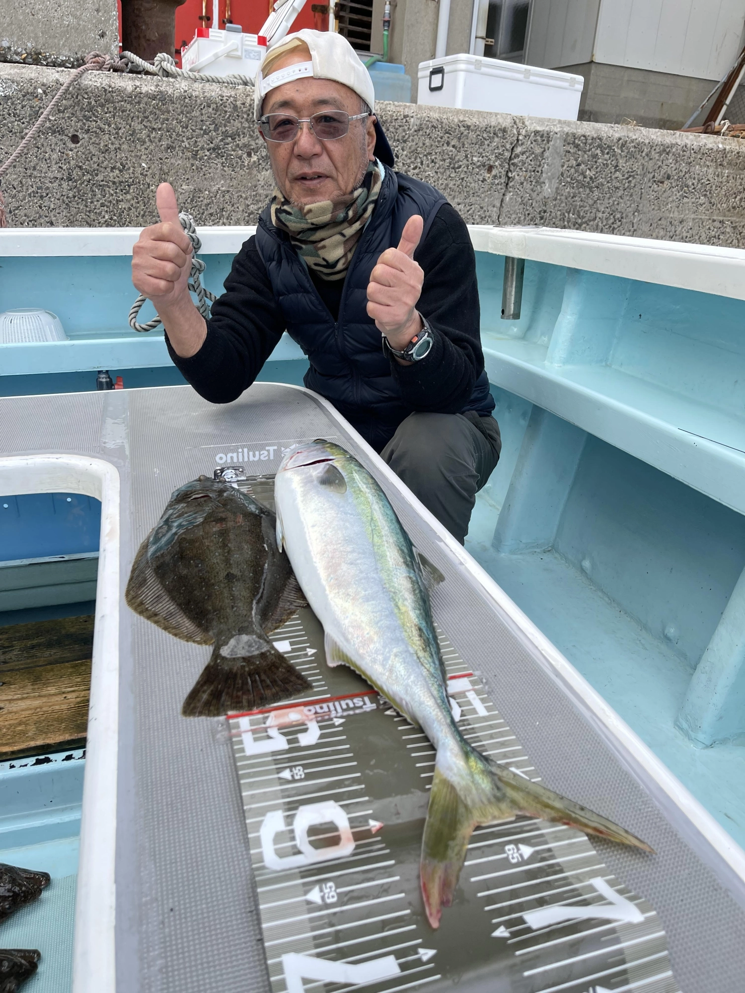 こちらの常連様は越冬ビラメにワラサにと釣りましたッ(^-^)