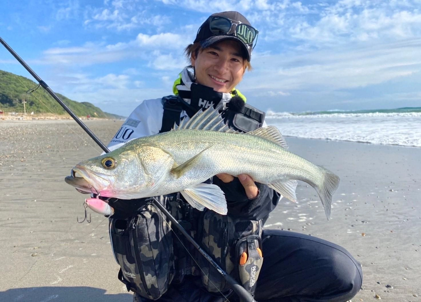 田原サーフはシーバスの魚影も濃い！！