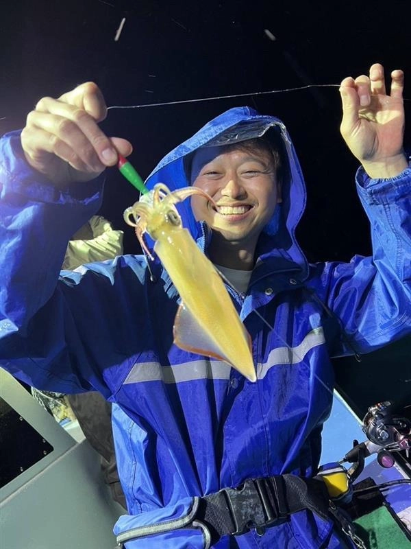 沼津沖ムギイカ開幕!! 久々にムギイカ釣りを楽しむことができました！釣り方は電動直結。