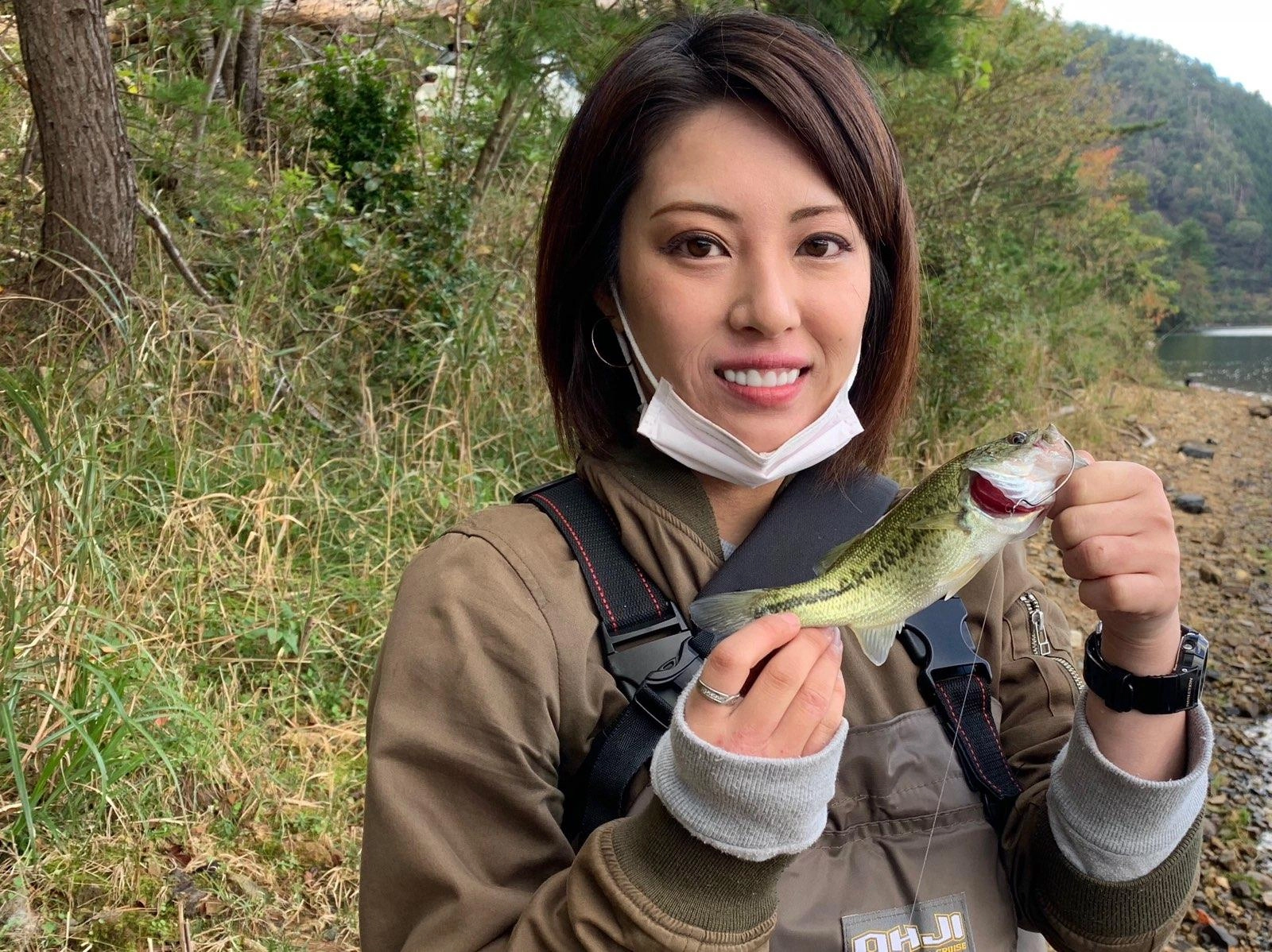 小型ながら琵琶湖初バスキャッチの木津谷ちゃん♪