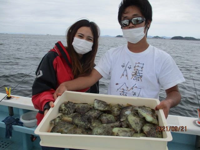 いつもの仲良し様達も初秋カワハギを沢山、釣りましたよッ(о´∀`о)