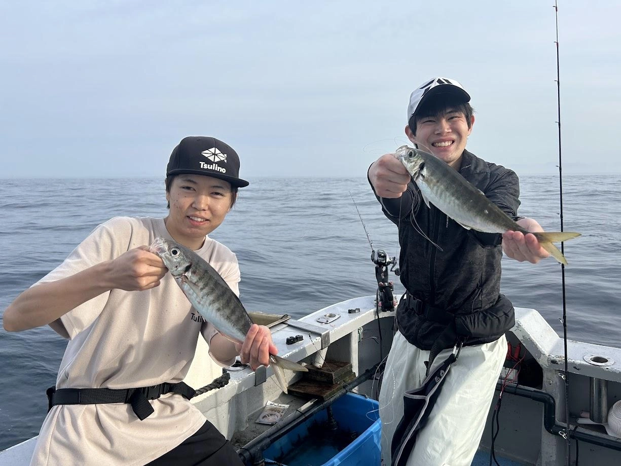 デカアジも釣れてますよ！！