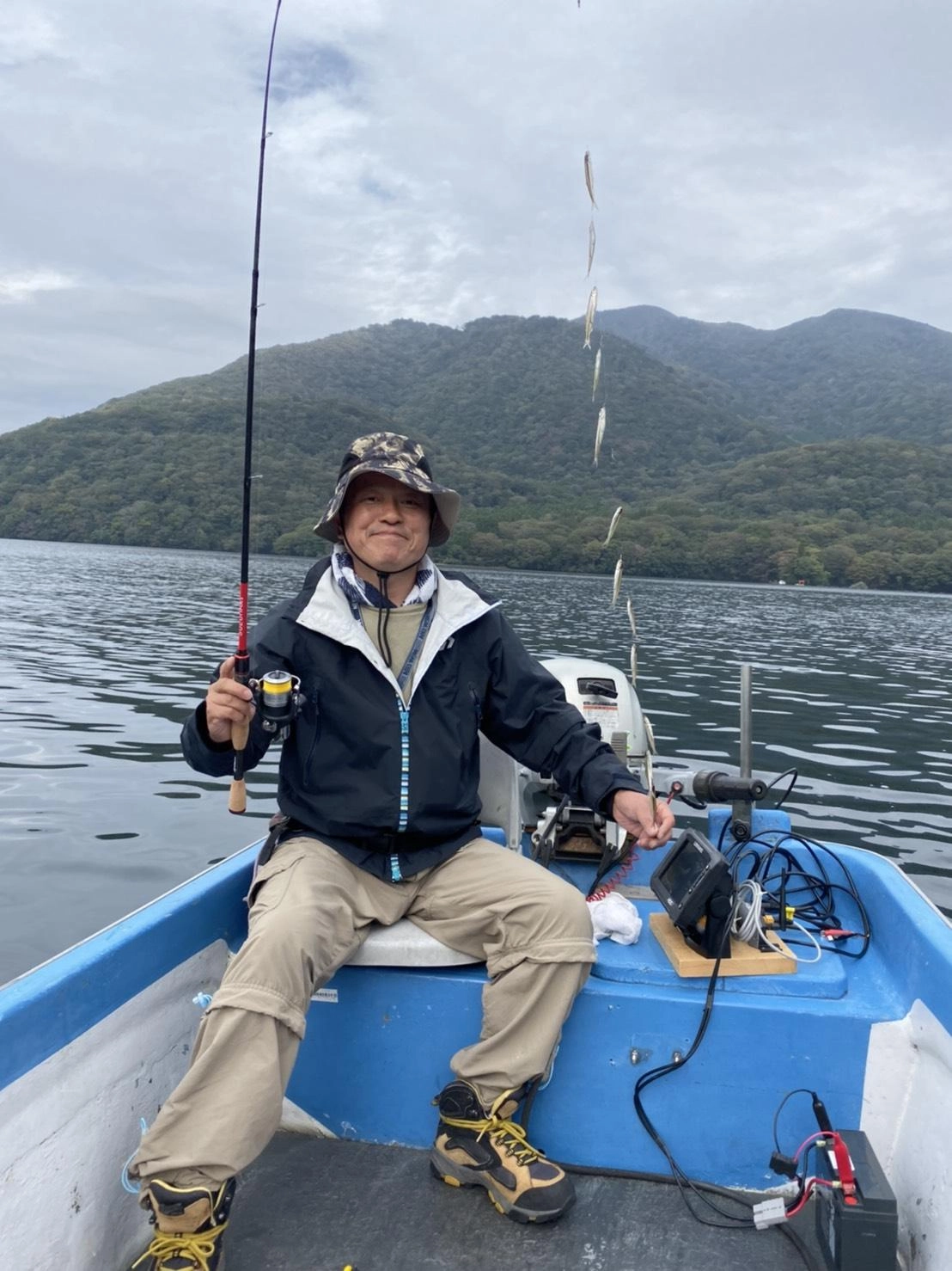 ワカサギの反応濃く高活性！