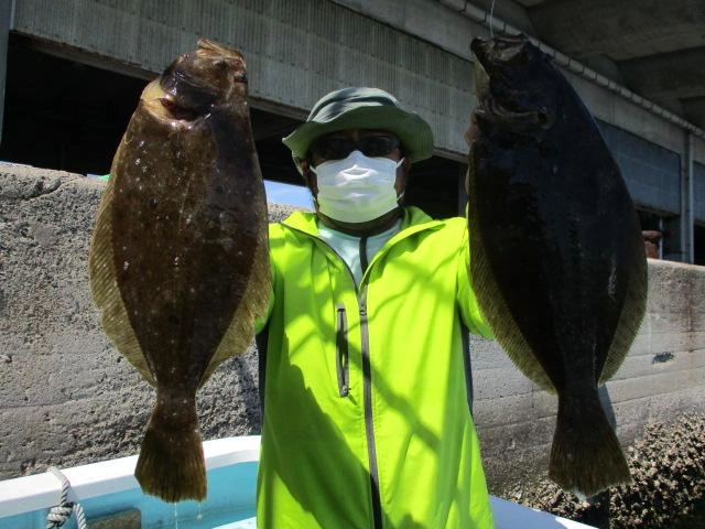 こちらの常連様も初夏ビラメを釣り上げましたよッ(о´∀`о)