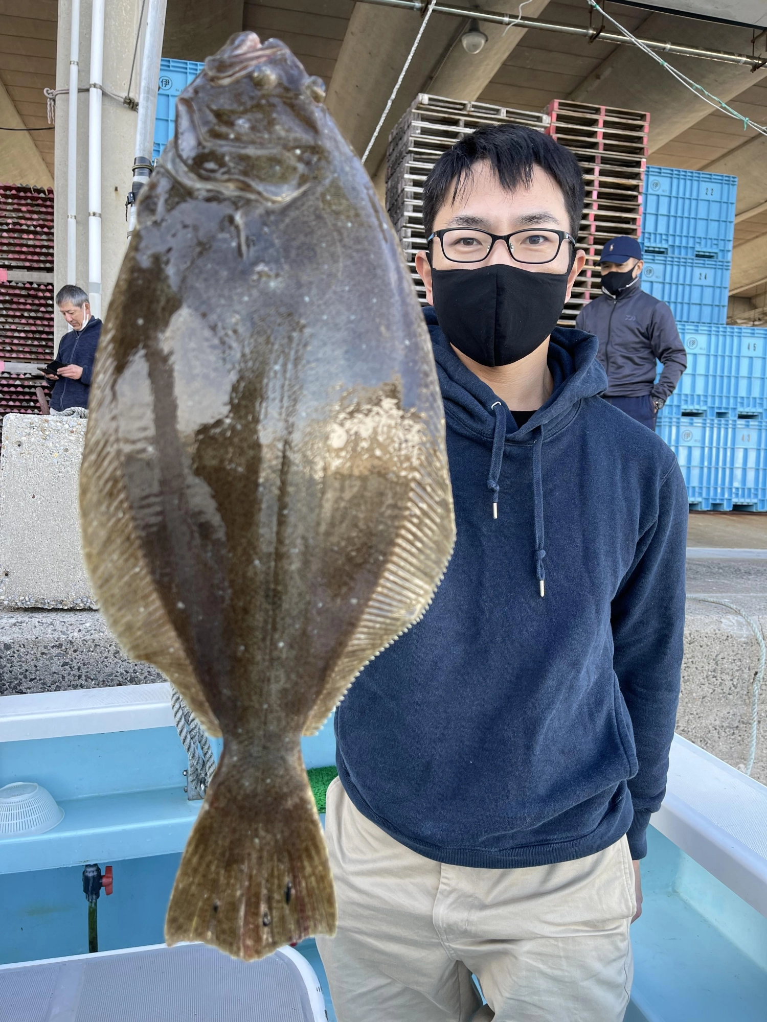こちらのお客様も初冬アベレージビラメを釣りましたよッ(^-^)