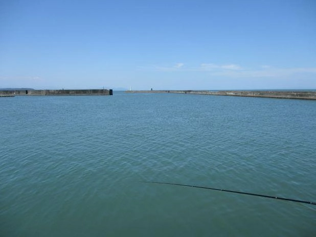 天気よく、微風で釣りやすかった。