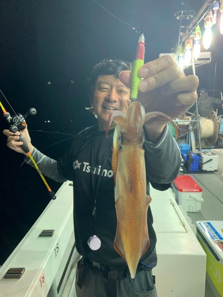 棚は30ｍからボトムまでと安定しないので自分が一番アタリが出る棚で粘るか、常時棚を変えてアタリ棚を見つける感じになります。