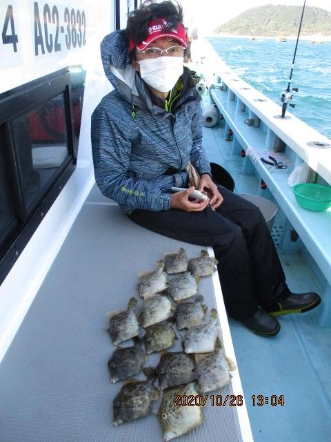 こちらのお客様はリリース①⑤枚含めて今日のトップ釣果30枚 釣り上げましたッ( ͡° ͜ʖ ͡°)v