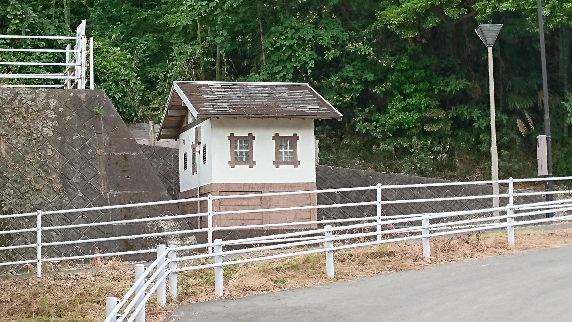 公園内なのでトイレもあって便利です！