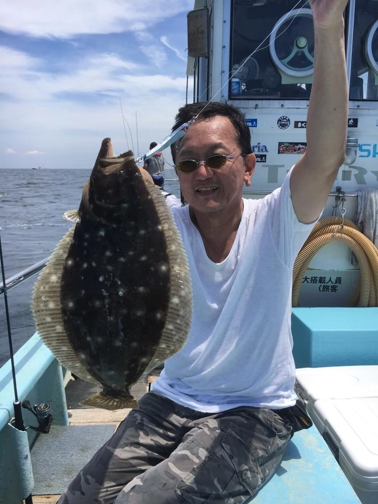 ヒラメも反応してきますよ！