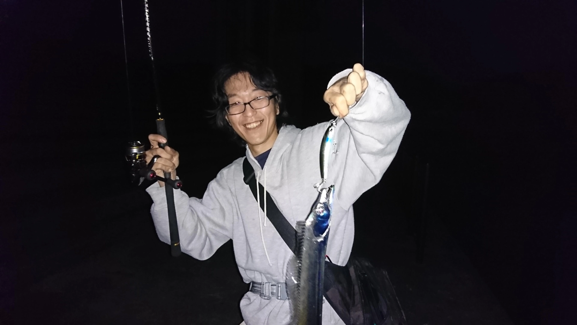 タチウオもヒットしました！浅場にもタチウオが入ってきてます！