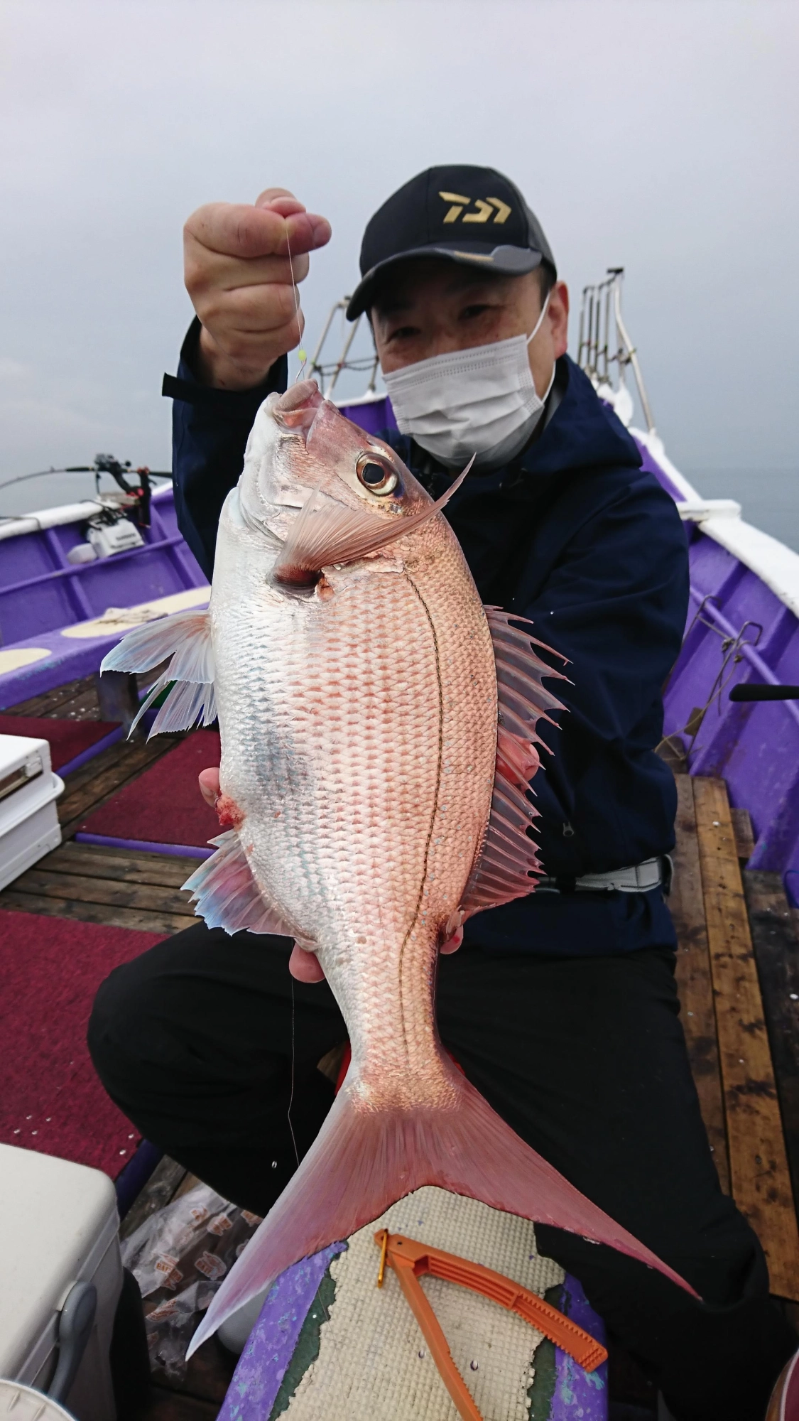 １匹釣れ出すと立て続けにヒットがありました！